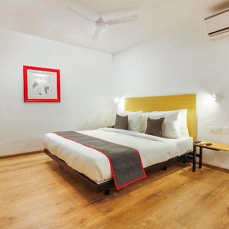Super Townhouse Rcc Sunrise Hotel Hyderabad Luaran gambar