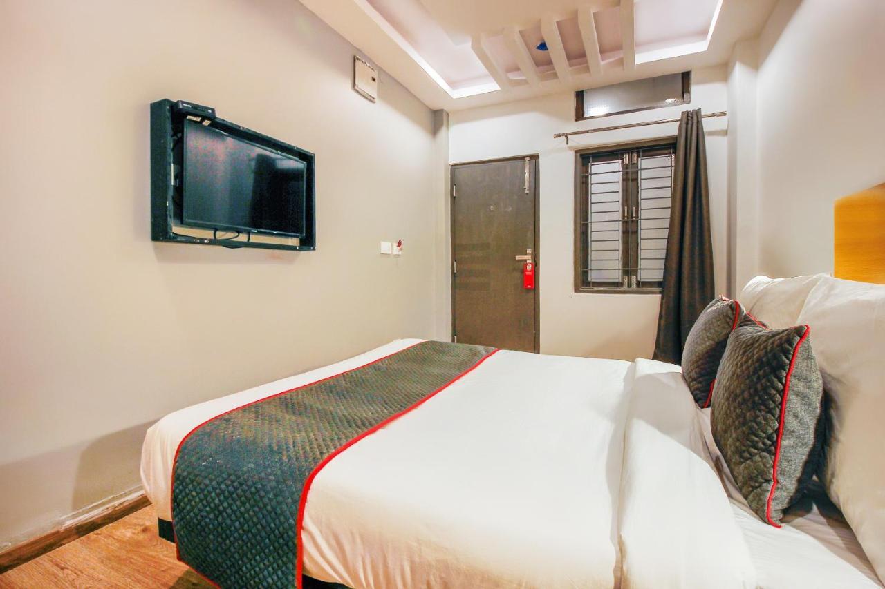Super Townhouse Rcc Sunrise Hotel Hyderabad Luaran gambar