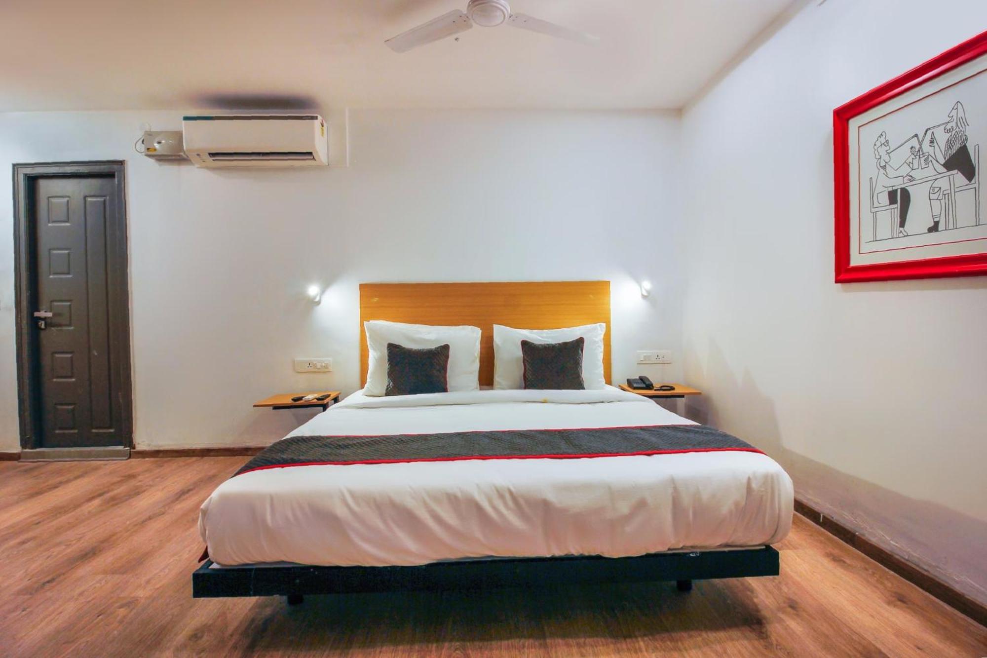 Super Townhouse Rcc Sunrise Hotel Hyderabad Luaran gambar