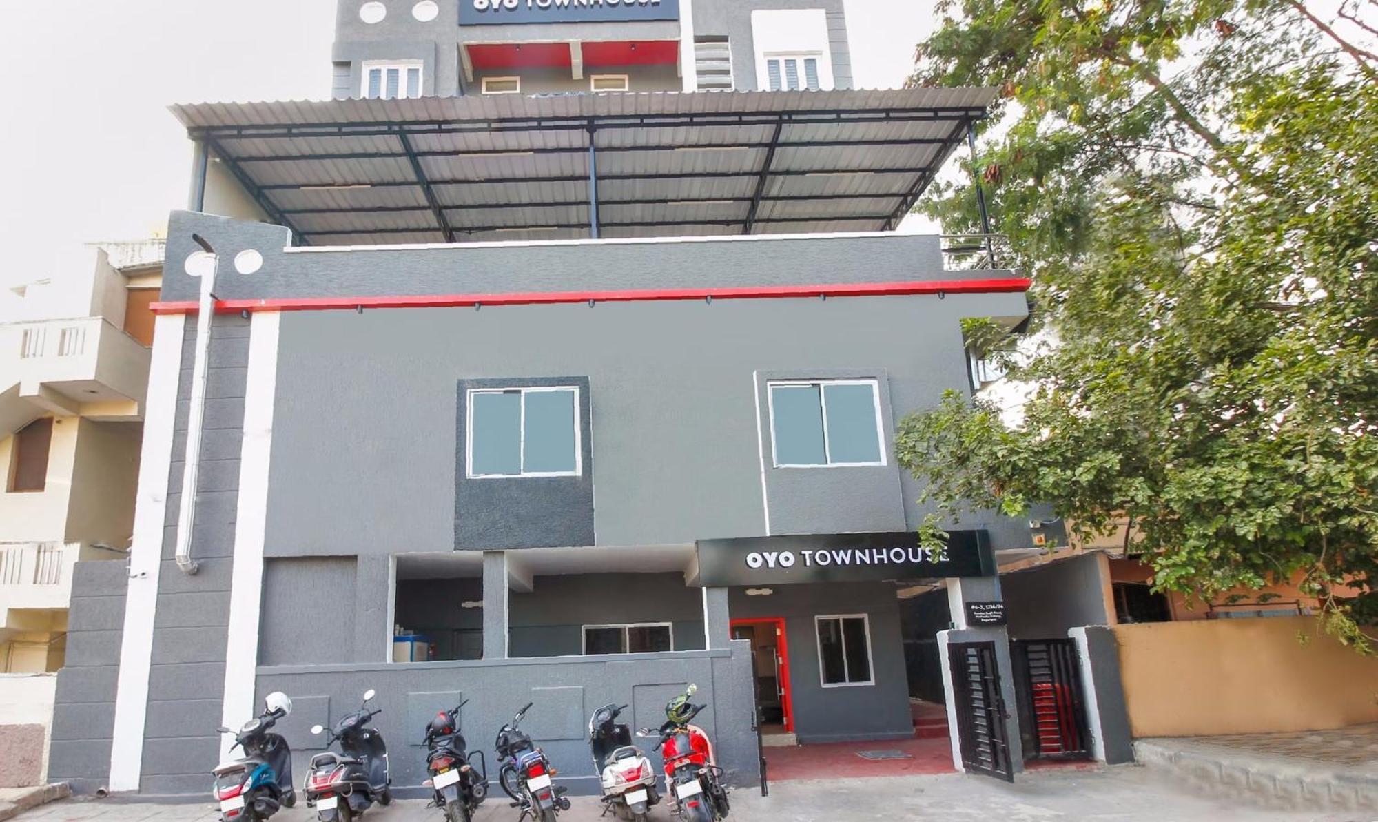 Super Townhouse Rcc Sunrise Hotel Hyderabad Luaran gambar