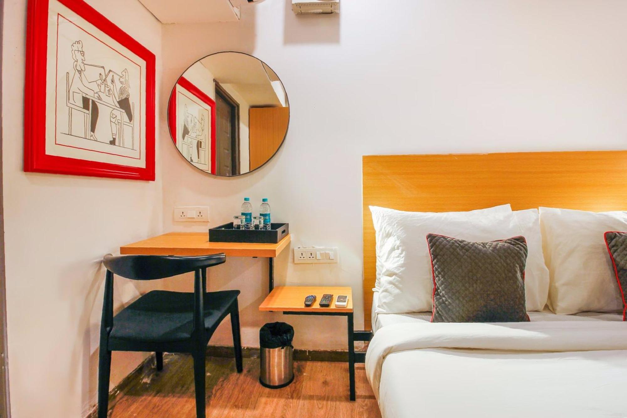 Super Townhouse Rcc Sunrise Hotel Hyderabad Luaran gambar