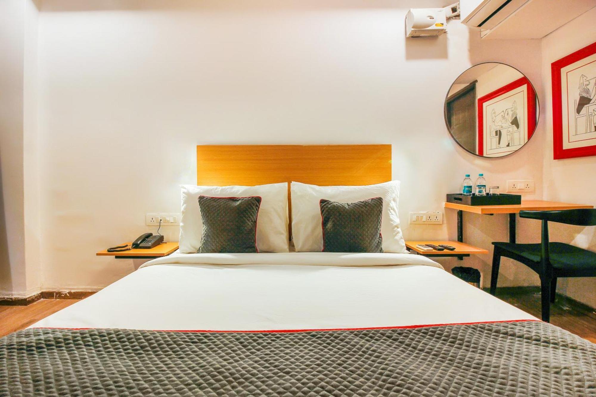 Super Townhouse Rcc Sunrise Hotel Hyderabad Luaran gambar