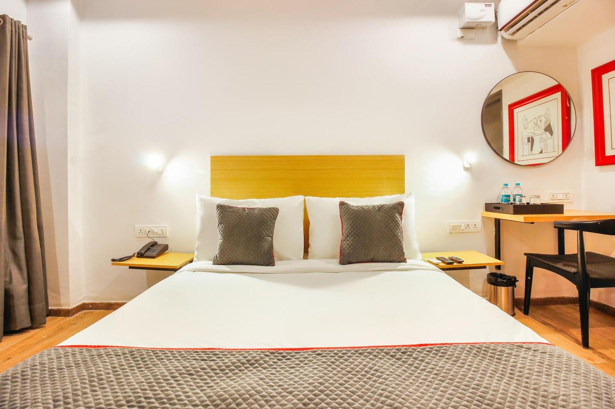 Super Townhouse Rcc Sunrise Hotel Hyderabad Luaran gambar